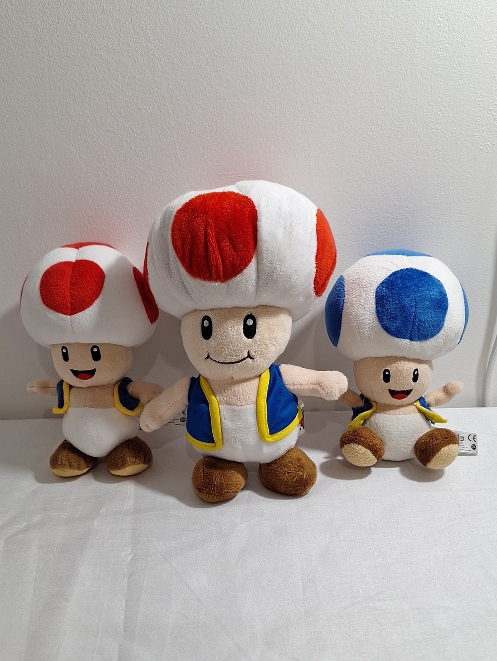 Plush Toad Character Toy – Blue & Red Mushroom Friends